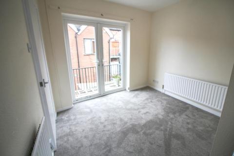 1 bedroom apartment to rent, Swan Street, Warwick