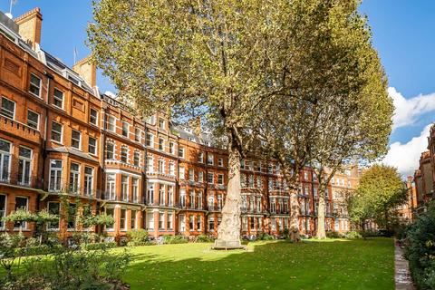 2 bedroom flat to rent, Egerton Gardens, Knightsbridge, London, SW3