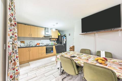 2 bedroom flat for sale, Hall Lane, Hendon, London, NW4