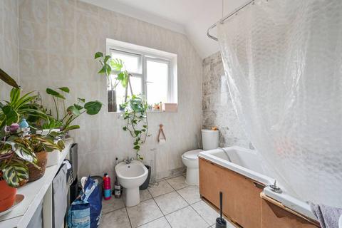 undefined, East Acton Lane, East Acton, London, W3