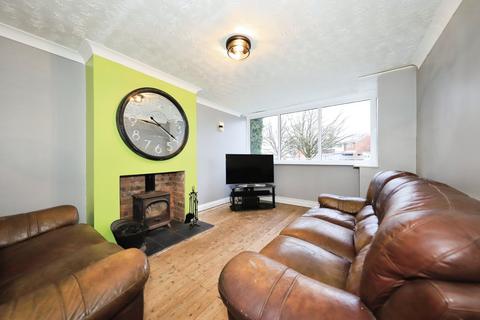 3 bedroom semi-detached house for sale, The Plantation, Brierley Hill DY5