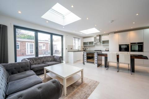 4 bedroom semi-detached house to rent, Norman Way, Acton, London, W3