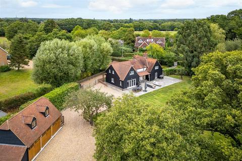 4 bedroom detached house for sale, Carneles Green, Broxbourne