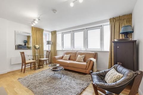 2 bedroom apartment to rent, Lombard Road Battersea SW11