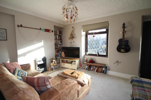 2 bedroom house to rent, Station Road, Horsforth, Leeds, West Yorkshire, UK, LS18