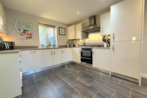 3 bedroom detached house for sale, Windlass Close, Northampton NN4