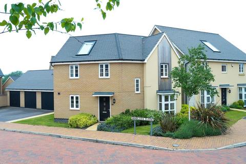 2 Windlass Close, Northampton, NN4 9DT