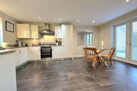 2 Windlass Close, Northampton, NN4 9DT