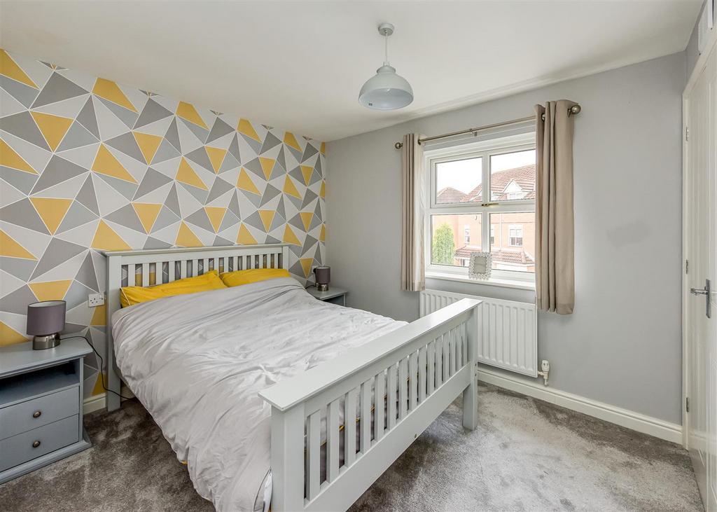 38 Winrush Close-Bedroom 2.jpg
