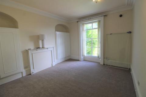 1 bedroom flat to rent, 128 Trinity Street, Huddersfield, West Yorkshire