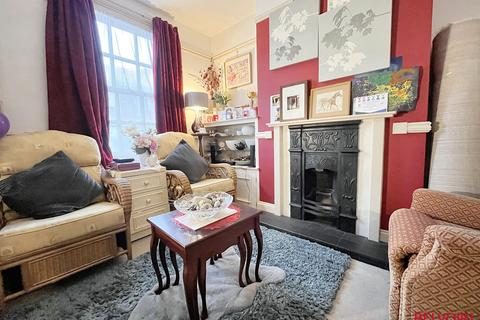 2 bedroom terraced house for sale, Albert Street, Cheltenham GL50