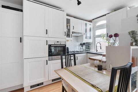 1 bedroom flat for sale, Olive Road, London, NW2