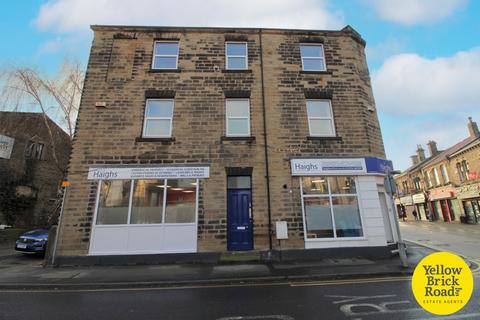 2 bedroom flat to rent, 2 Oldfield Lane  , Heckmondwike, West Yorkshire