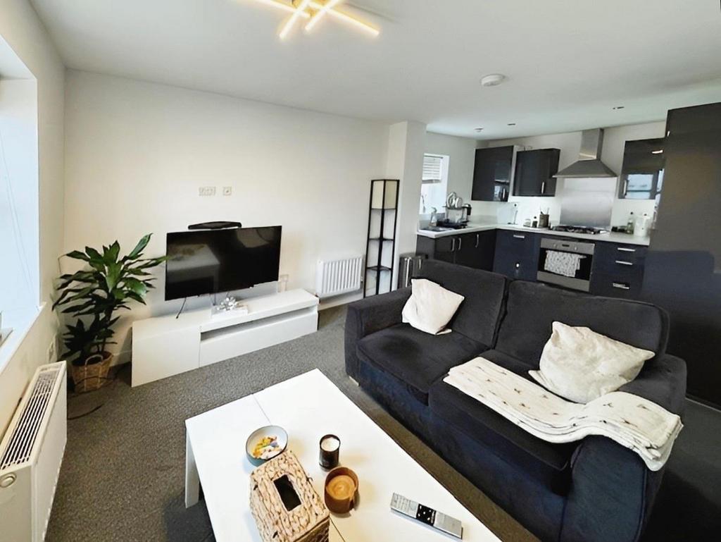 E4610fc2-Living 20 Kitchen.jpg
