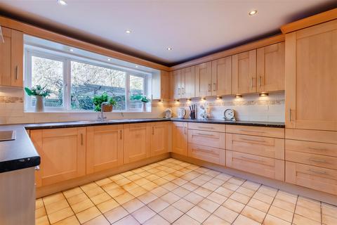 3 bedroom detached house for sale, Emsworth Grove, Maidstone