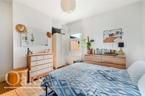 2 bedroom apartment for sale, Harrington Road, South Norwood