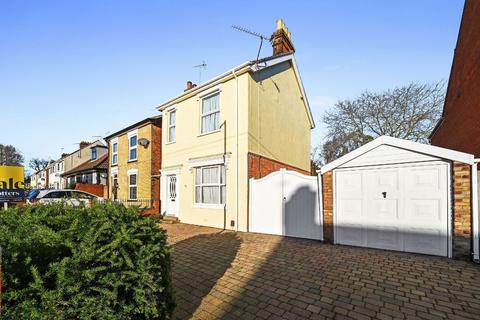 3 bedroom detached house for sale, Freehold Road, Ipswich