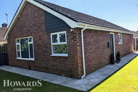 4 bedroom detached bungalow for sale, Jasmine Gardens, Bradwell