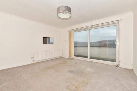 2 bedroom apartment for sale, London Road, River, Kent