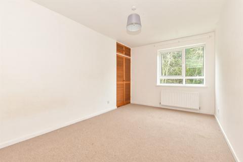 2 bedroom apartment for sale, London Road, River, Kent