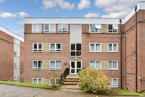 2 bedroom apartment for sale, London Road, River, Kent