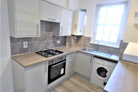 2 bedroom flat to rent, Naval House , Naval Row  E14