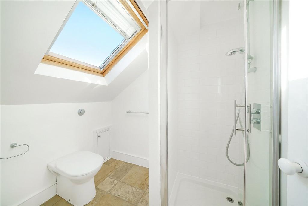 En Suite Bathroom