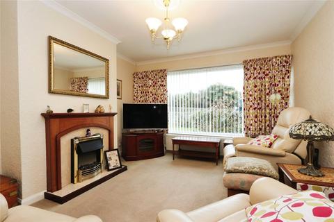14 Beach Road, Westward Ho, Bideford, EX39 1HQ