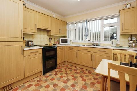 14 Beach Road, Westward Ho, Bideford, EX39 1HQ