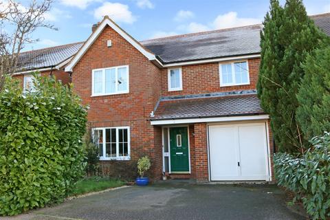 4 bedroom detached house for sale, Mulberry Gardens, Shenley