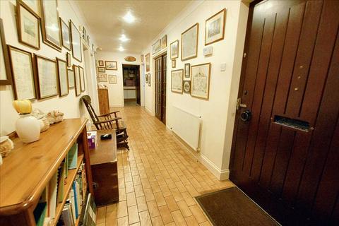 5 bedroom detached bungalow for sale, Longstone, Merrion Village, Nr Pembroke