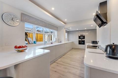 32 Baileys Close, Widnes, WA8 9JR