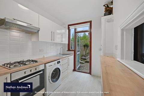 3 bedroom terraced house to rent, Barlby Road, London W10