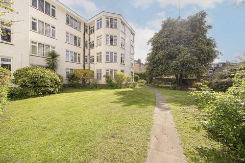 3 bedroom flat for sale, St. Margarets Road, St Margarets TW1