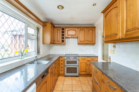 3 bedroom detached house for sale, St. Michaels Avenue, Doncaster DN11