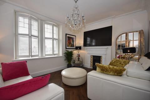 2 bedroom apartment for sale, Flat, 8 Royal Buildings, Penarth, CF64 3ED