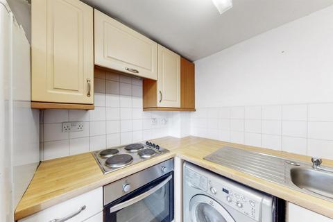 1 bedroom apartment to rent, Printers Mews, Old Ford Road E3