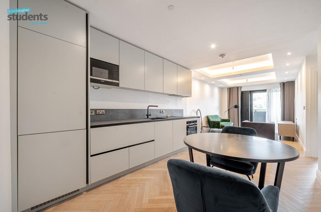 91370a75-8303-446...