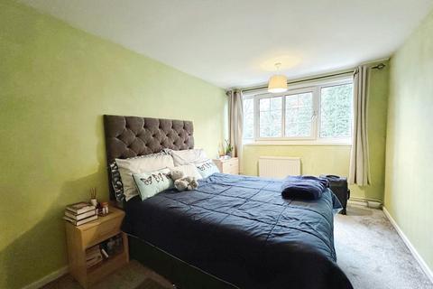 3 bedroom terraced house for sale, Lakeside Gardens, Farnborough