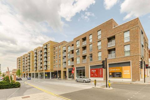 2 bedroom flat for sale, Smithfield Square N8, Harringay, London, N8