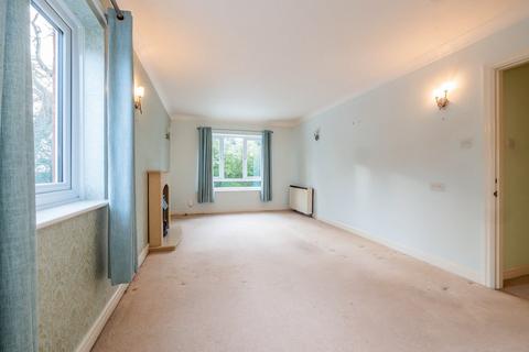 2 bedroom apartment for sale, Edge Lane, Stretford, Manchester, M32