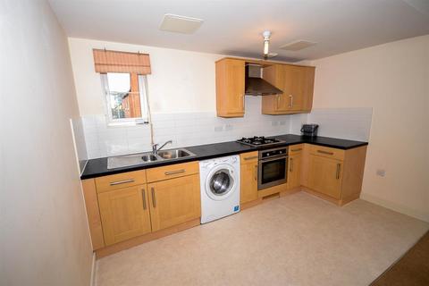 2 bedroom flat for sale, Phelps Mill Close, Dursley, GL11