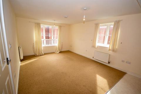 2 bedroom flat for sale, Phelps Mill Close, Dursley, GL11