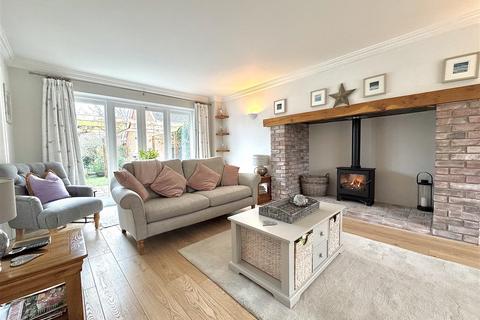 4 bedroom detached house for sale, Chandlers, Burnham-on-Crouch