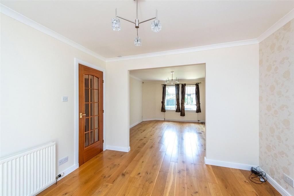 Dining Area / Lounge