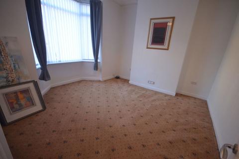 2 bedroom terraced house to rent, Deacon Road, Widnes