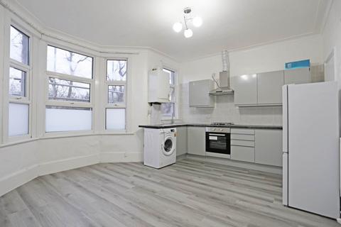 2 bedroom flat to rent, Norman Road, East Ham, E6