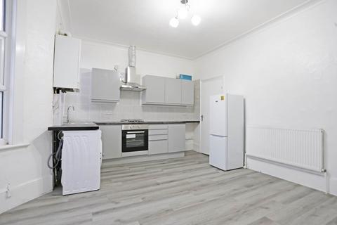 2 bedroom flat to rent, Norman Road, East Ham, E6