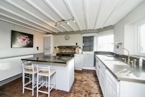 3 bedroom detached house for sale, Troed-Yr-Allt, Pwllheli LL53