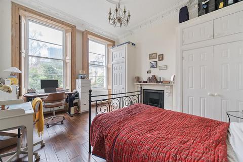 1 bedroom flat for sale, Brondesbury Villas, London, NW6